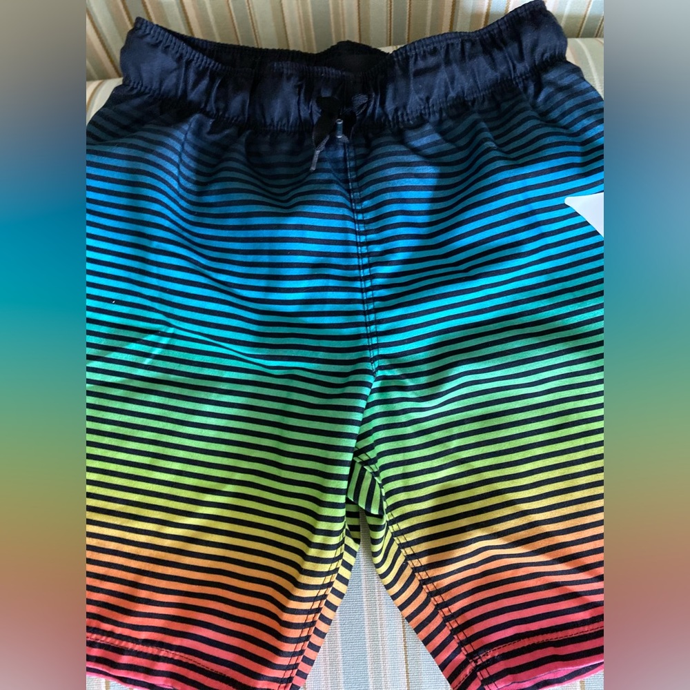 HURLEY KIDS 2-PIECE SWIM SET UPF 50+ LONG SLEEVE SHIRT & TRUNKS SIZE 5/6 🌟EUC🌟 - Picture 4 of 16